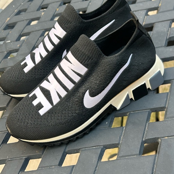 Nike Women’s Black and White Slip-On Sneakers - Picture 12 of 15